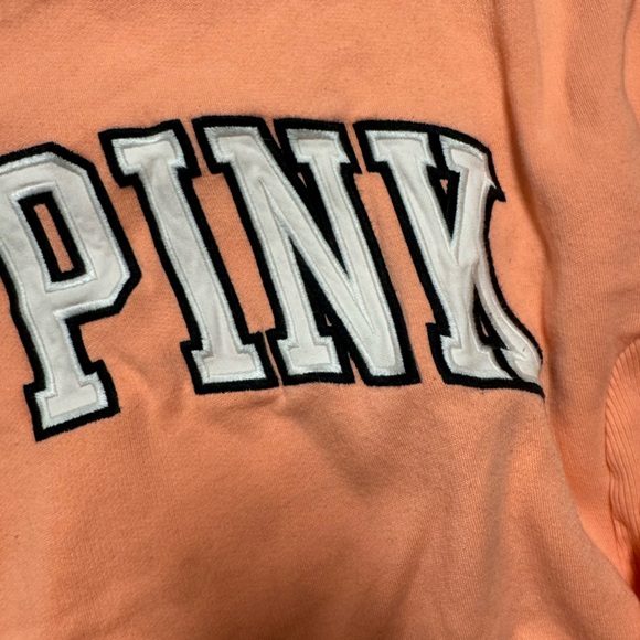 Victorias Secret Pink set size large. Selling as a set. Price is firm. - Picture 6 of 9